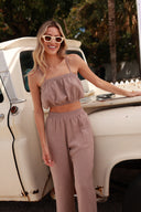 ARTESA KAHKI TANK CROP