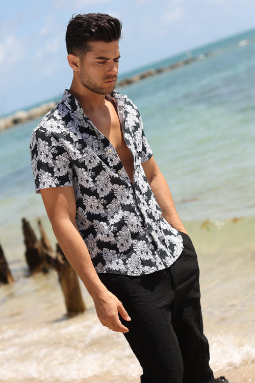 CAPRI SEERSUCKER SHORT SLEEVE BUTTON DOWN apparel best seller Capri Collection men top mens-shirt-seersucker-floral-black-white-capri-salty-weekend-us-5 SaltyWeekendUS